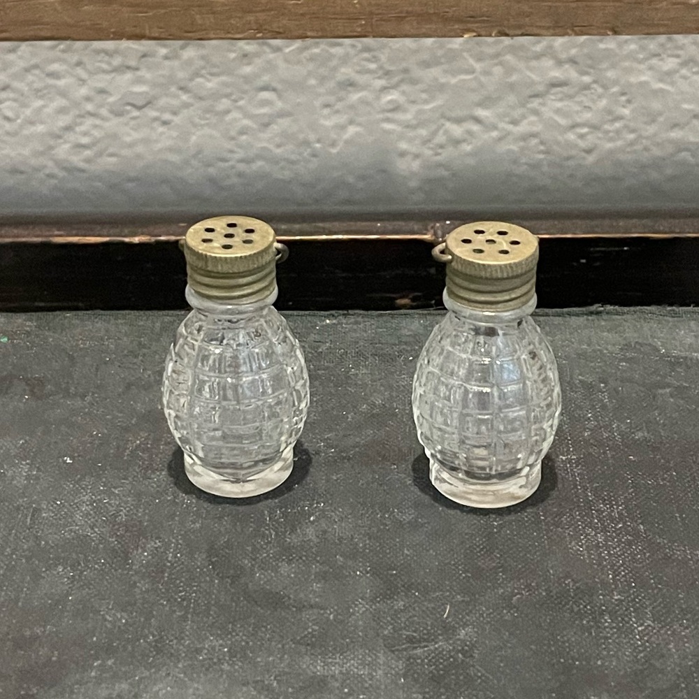 Vintage glass shakers